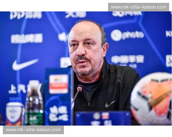 中超教练:场边的指挥家与变革者 中超教练:场边的指挥家与变革者